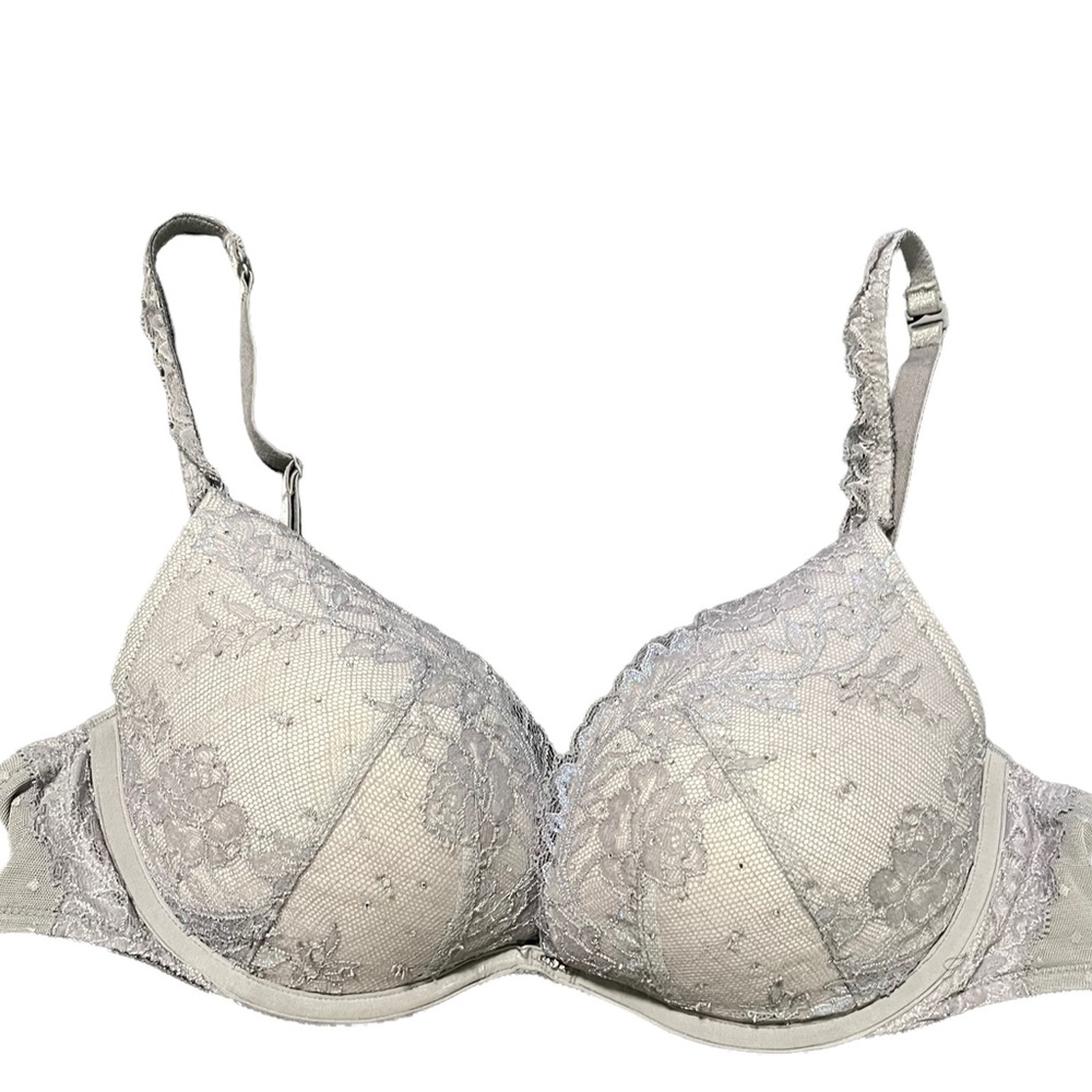 VICTORIA SECRET LACEY SEXY PUSH UP BRA
